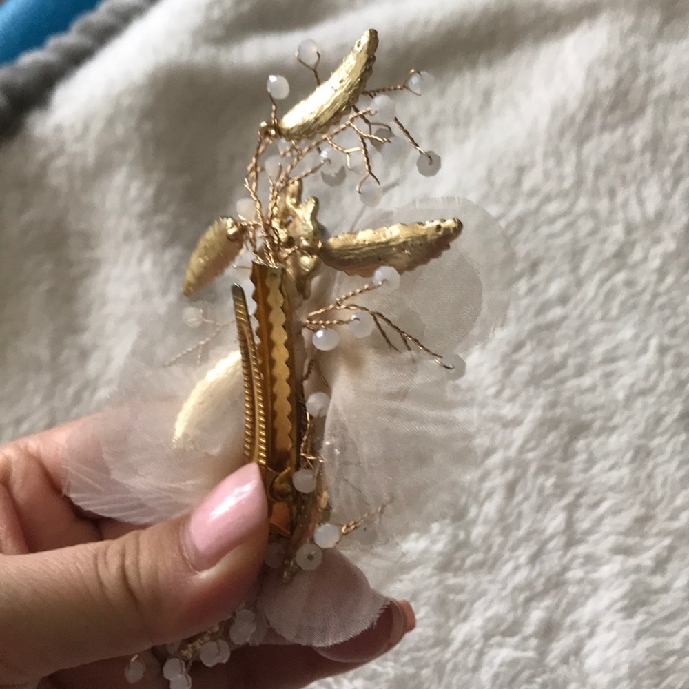 Hairband - Picture 3 of 4